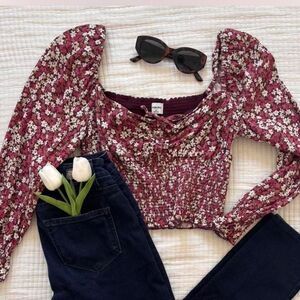 Sunday Best / Aritzia floral smocked crop top / size M